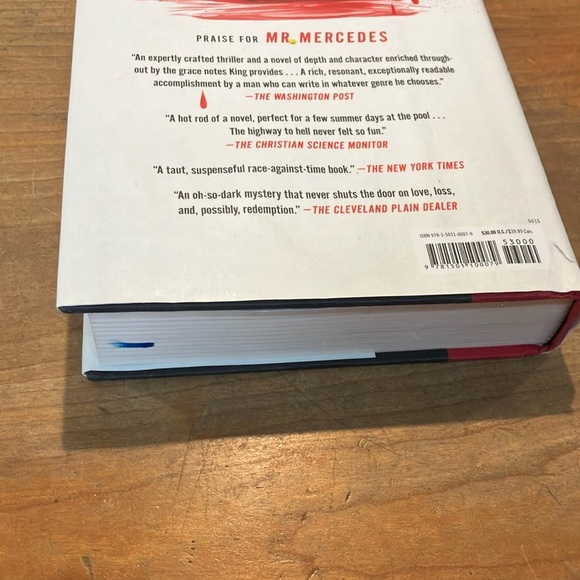 Stephen King 'Finders Keepers' Hardcover Book - Picture 6 of 16